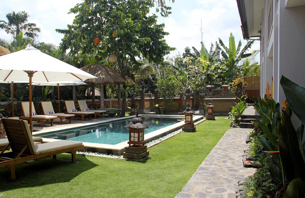 Papaya Guesthouse Canggu Exterior foto